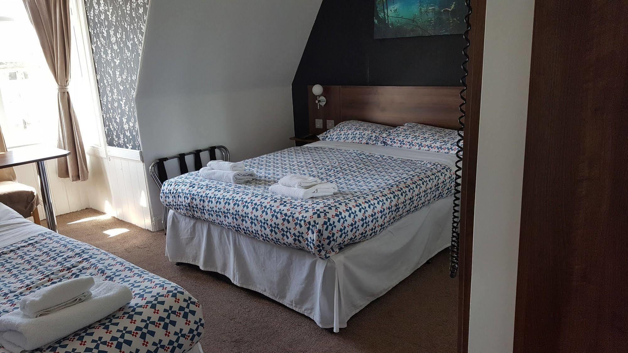 Cherry Blossom Guest House Whitby Exteriör bild
